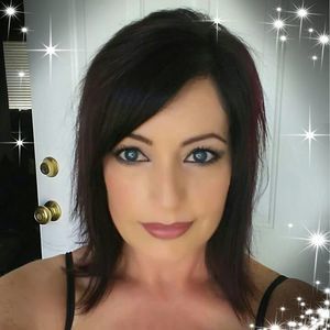 Meet your Posher, Connie